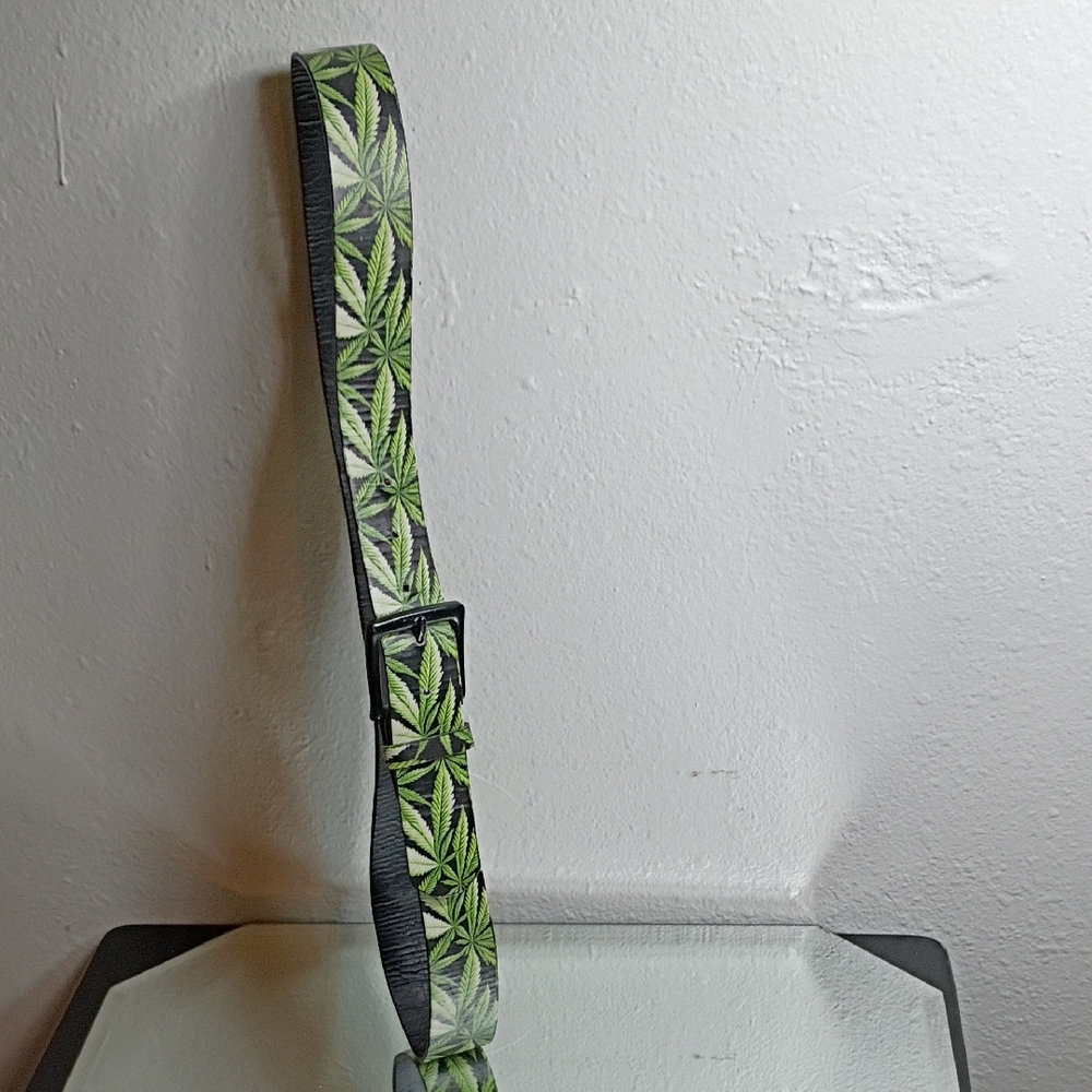 Leaf Pattern Belt with Black Buckle 44"